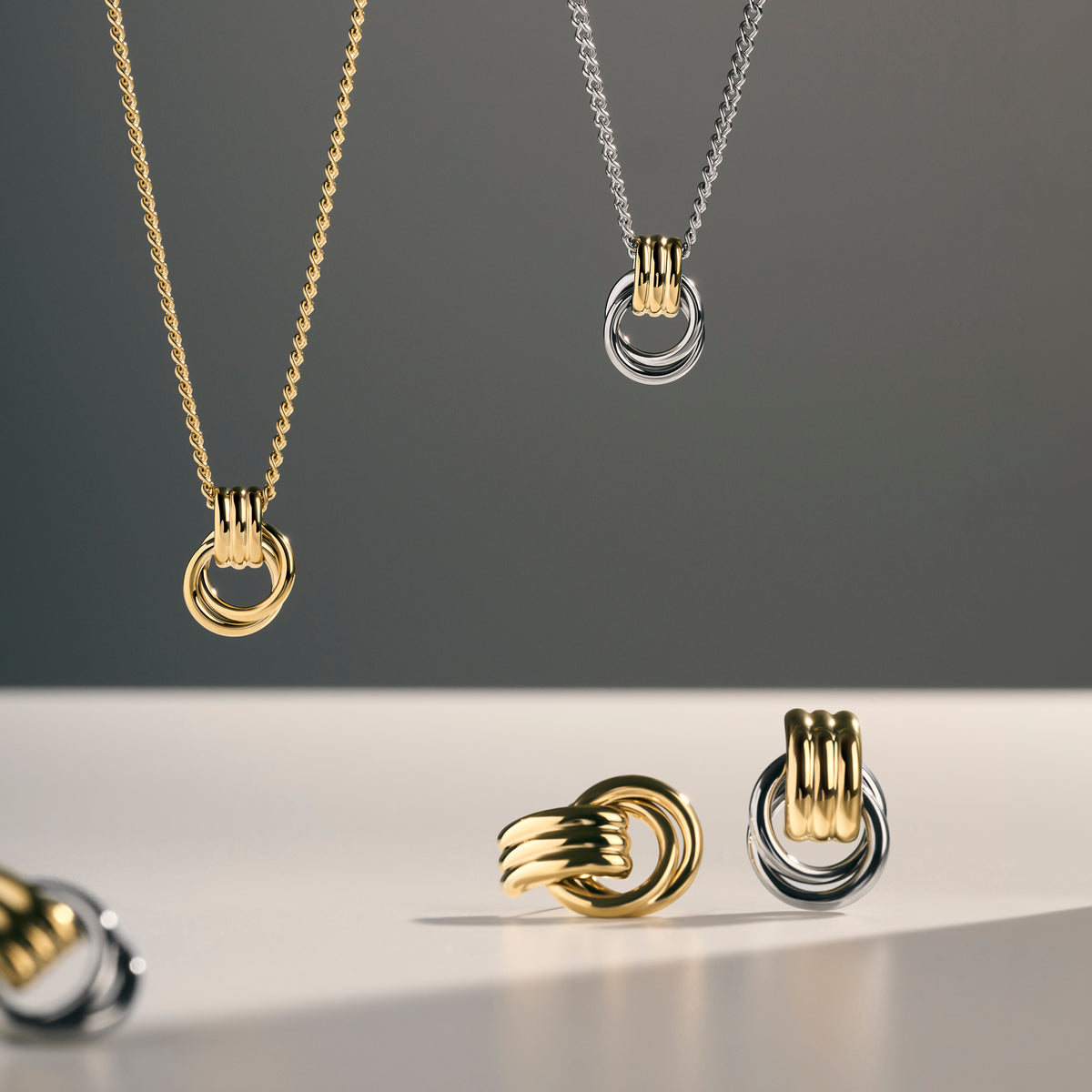 Valence Pendant Necklace